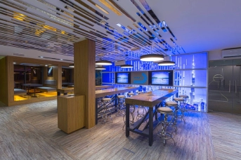 interior design and fit outr of cycling center in dubai